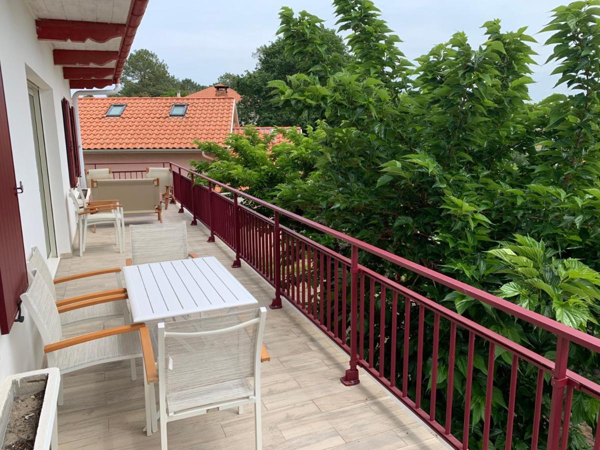 Residence « Les Gets » Location T4 布科·莱斯白老城 外观 照片